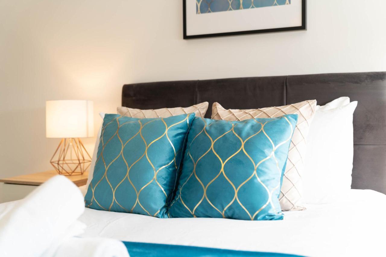 City Centre - Two Bedroom Apartment - Juliet Balcony - Secure Parking - Wifi - Smart Tv Birmingham Exterior foto